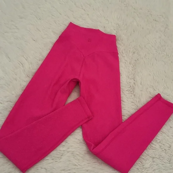 BuffBunny Ribbed Pink Leggings - Picture 11 of 12